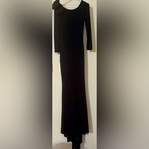 Badgley Mischka floor-length gown - Picture 1 of 9